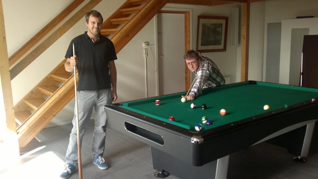 Nytt biljardbord i peisestua